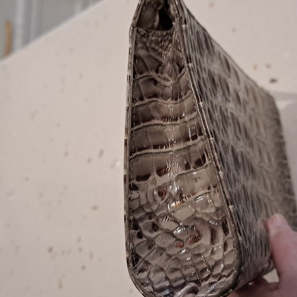 New Brahmin Daisy wristlet - Picture 6 of 9